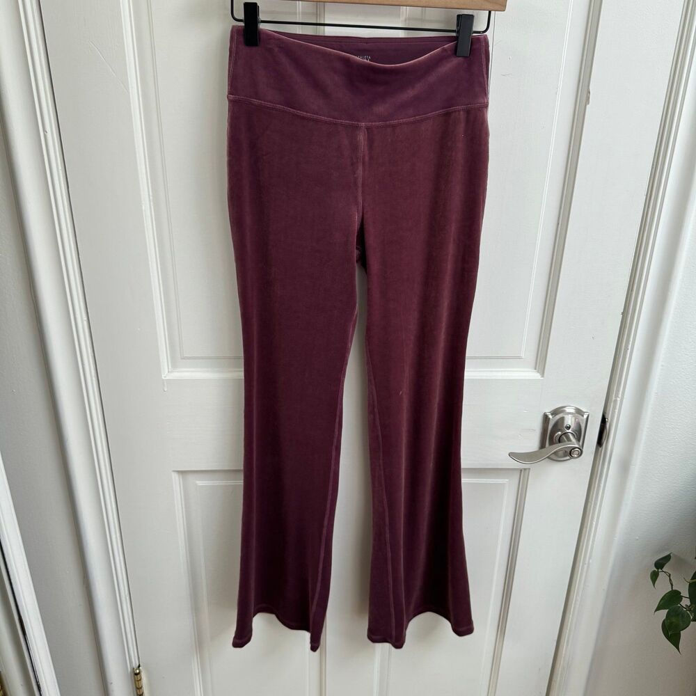 Athleta Girl Chit Chat Velvet Flare Pant in Aubergine Purple Size XL - Picture 4 of 7